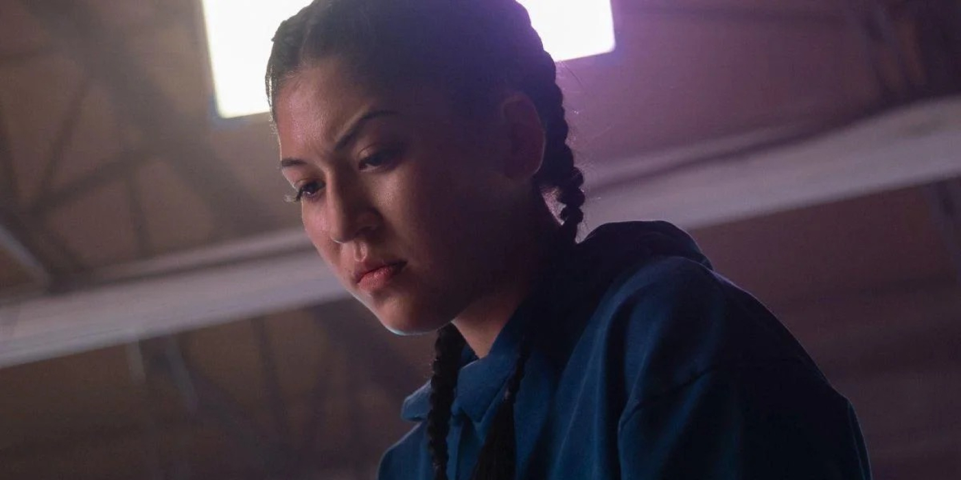 Alaqua Cox as Maya Lopex in a blue hoodie in Echo | Agents of Fandom
